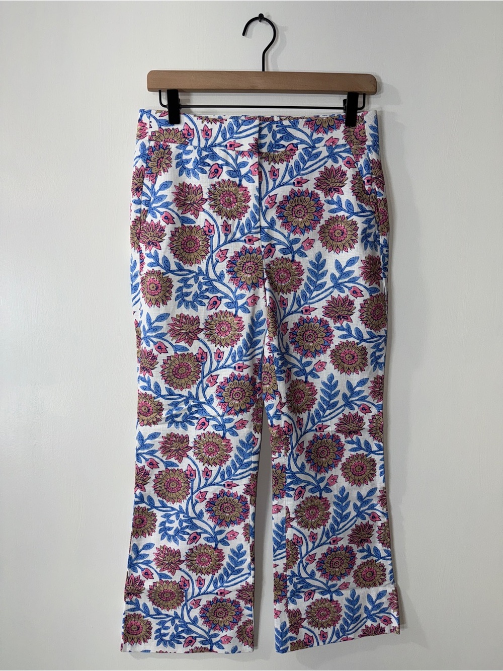 WP73 {J. Crew} "Hayden" White Pink Blue Floral Kickout Bootcut Crop Pants